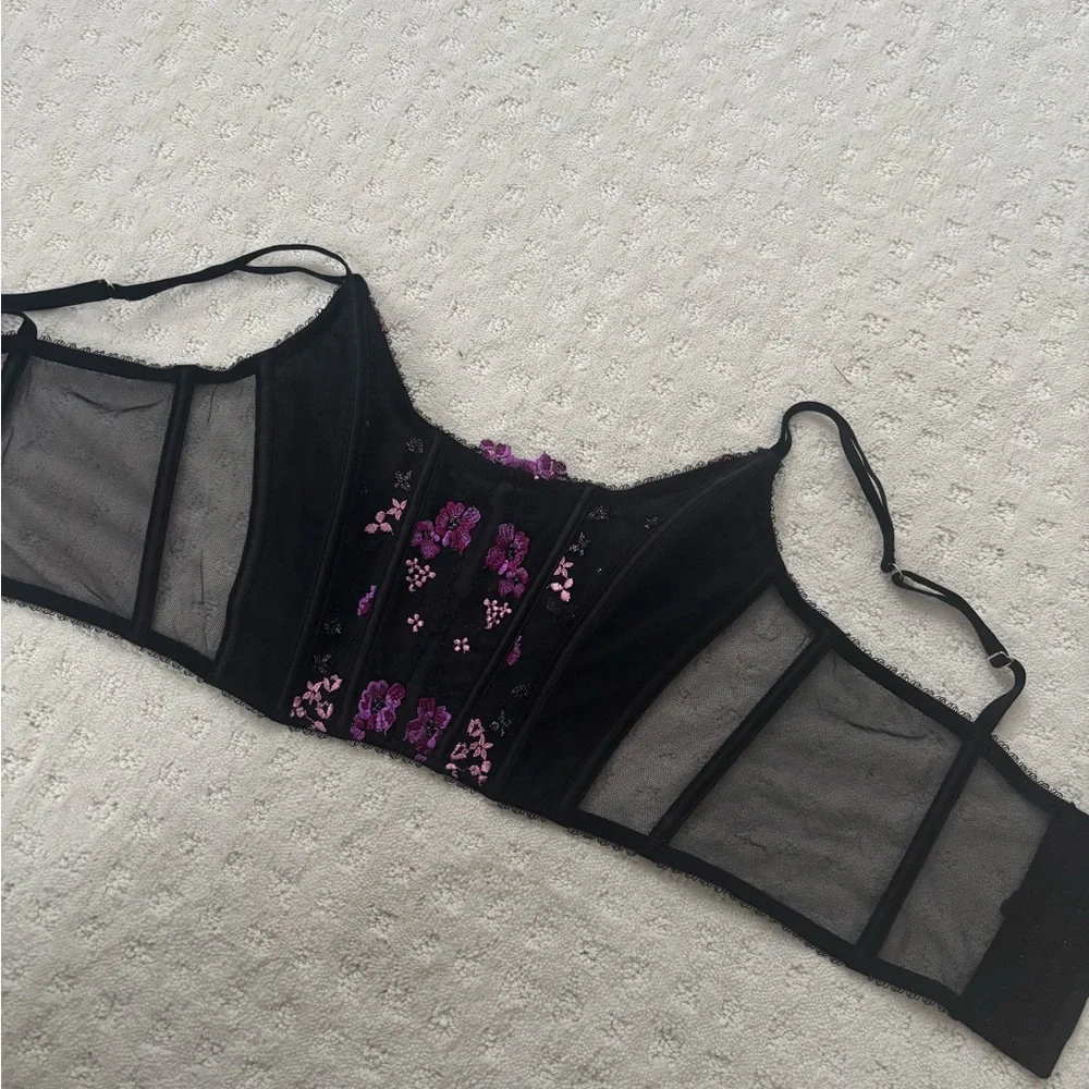 Victorias Secret Very Sexy Unlined Black Floral Corset - Picture 4 of 8